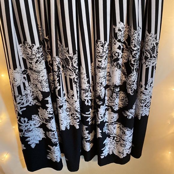 R&M Richards dress - Picture 3 of 3